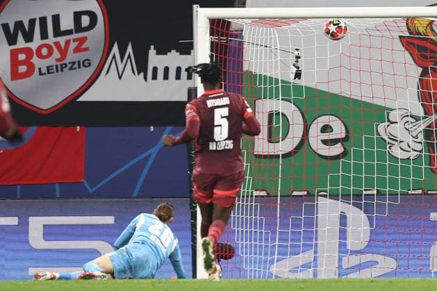 22.01.2025, xtgx, Fussball, UEFA Champions League, RB Leipzig - Sporting Lissabon emspor, v.l. Tor zum 1:1 durch Viktor Gyoekeres (Lissabon, 9) (DFL DFB REGULATIONS PROHIBIT ANY USE OF PHOTOGRAPHS as IMAGE SEQUENCES and or QUASI-VIDEO) Leipzig