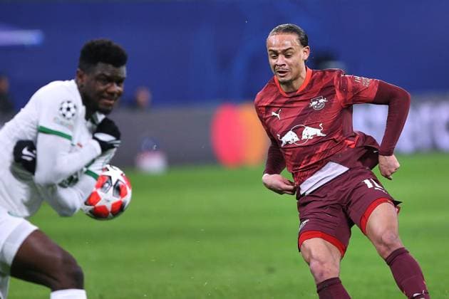 Leipzig, Sachsen, Deutschland, 22.01.2025: Red-Bull-Arena: Champions League: RB Leipzig - Sporting Lissabon: Ousmane Diomande (26, Lissabon) und Xavi Simons (10, RBL) Copyright: xdtsxNachrichtenagenturx dts_56197