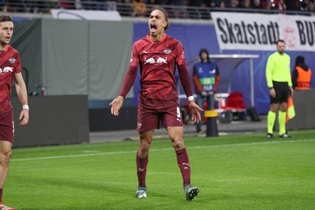 22.01.2025, xtgx, Fussball, UEFA Champions League, RB Leipzig - Sporting Lissabon emspor, v.l. Jubel nach dem 2:1 durch Yussuf Poulsen (Leipzig, 9) (DFL DFB REGULATIONS PROHIBIT ANY USE OF PHOTOGRAPHS as IMAGE SEQUENCES and or QUASI-VIDEO) Leipzig