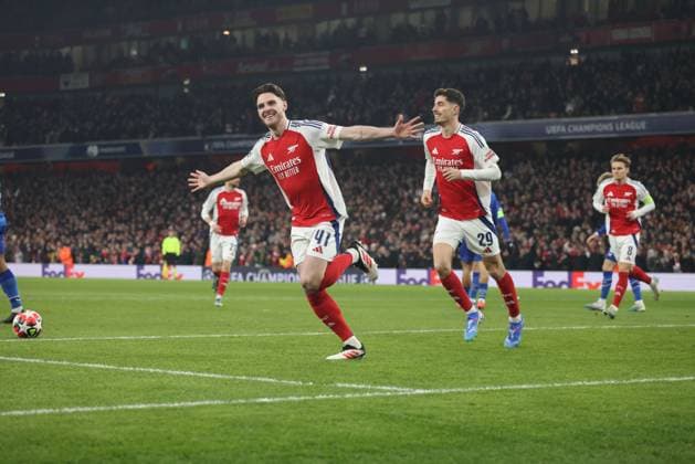 Declan Rice (A) scores the first Arsenal goal (1-0) at the Arsenal v Dinamo Zagreb UEFA Champions League match, at the Emirates Stadium, London, UK on 22nd January, 2025. 