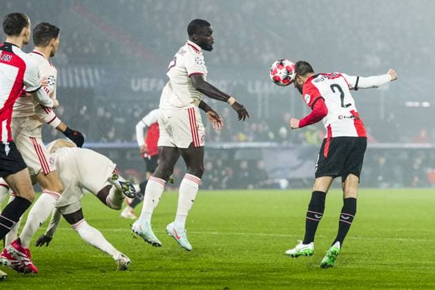 UEFA Champions League: Feyenoord v FC Bayern Munich Rotterdam - Bart Nieuwkoop of Feyenoord during the seventh round of new format of the Champions League 2024 2025. The match is set between Feyenoord and FC Bayern Munich at Stadion Feijenoord De Kuip on 22 January 2025 in Rotterdam, The Netherlands. Copyright: xYannickxVerhoevenx