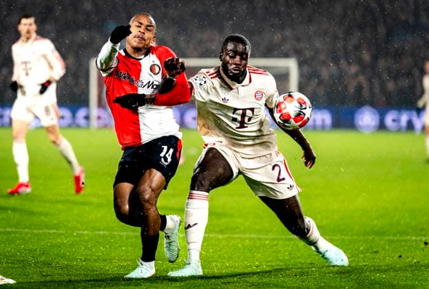 Feyenoord Rotterdam forwarder Igor Paixao, SC Bayern Munchen defender Dayot Upamecano during the match Feyenoord - Bayern Munchen at the Stadium De Kuip for the UEFA Champions League - League Phase - Matchday 7 season 2024-2025 in ROTTERDAM, Netherlands on 22 january 2025, (photo by Marcel van Dorst EYE4images DeFodi Images) Defodi-746_209841
