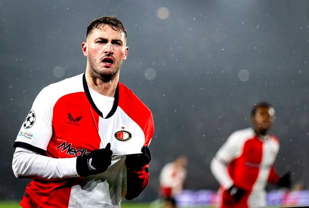 Feyenoord Rotterdam forwarder Santiago Gimenez scores the 1-0 and celebrating the goal during the match Feyenoord - Bayern Munchen at the Stadium De Kuip for the UEFA Champions League - League Phase - Matchday 7 season 2024-2025 in ROTTERDAM, Netherlands on 22 january 2025, (photo by Marcel van Dorst EYE4images DeFodi Images) Defodi-746_209848