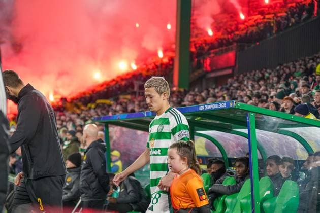 Fussball: UEFA Champions League 2024 2025, Spieltag 7 - Celtic Glasgow vs. Young Boys Bern (YB) - Celtic Park (Glasgow, Schottland): Daizen Maeda (Celtic Glasgow, 38) Copyright: xJOERANxSTEINSIEKx