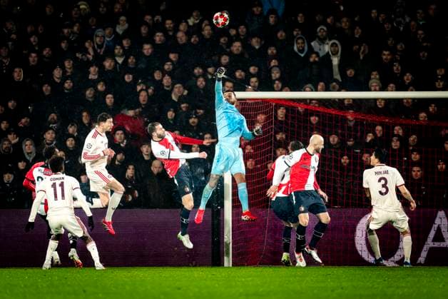 Feyenoord Rotterdam goalkeeper Justin Bijlow during the match Feyenoord - Bayern Munchen at the Stadium De Kuip for the UEFA Champions League - League Phase - Matchday 7 season 2024-2025 in ROTTERDAM, Netherlands on 22 january 2025, (photo by Marcel van Dorst EYE4images DeFodi Images) Defodi-746_209868