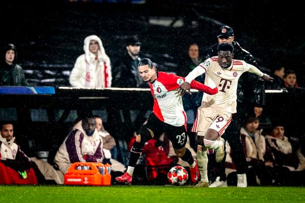 Feyenoord Rotterdam forwarder Anis Hadj Moussa, SC Bayern Munchen defender Alphonso Davies during the match Feyenoord - Bayern Munchen at the Stadium De Kuip for the UEFA Champions League - League Phase - Matchday 7 season 2024-2025 in ROTTERDAM, Netherlands on 22 january 2025, (photo by Marcel van Dorst EYE4images DeFodi Images) Defodi-746_209869