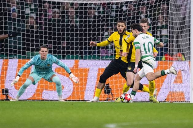 GLASGOW, SCOTLAND - JANUARY 22: Nicolas Kuhn of Celtic attempts a kick for score his goal during the UEFA Champions League 2024 25 League Phase MD7 match between Celtic FC and BSC Young Boys at Celtic Park on January 22, 2025 in Glasgow, Scotland. Glasgow Celtic Park Scotland United Kingdom Copyright: xJustPictures.ch EurasiaxSportxImagesx jp-en-EuSpIm-RMC_1256-20250122