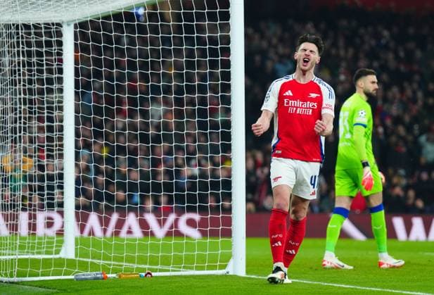 Declan Rice of Arsenal reacts after missing a chance to make it 3-0 Arsenal v Dinamo Zagreb, UEFA Champions League, Group Stage, Football, Emirates Stadium, London, UK - 22 Jan 2025 EDITORIAL USE ONLY No use with unauthorised audio, video, data, fixture lists, club league logos or live services. Online in-match use limited to 120 images, no video emulation. No use in betting, games or single club league player publications. Copyright: xJavierxGarcia Shutterstockx 15108893s