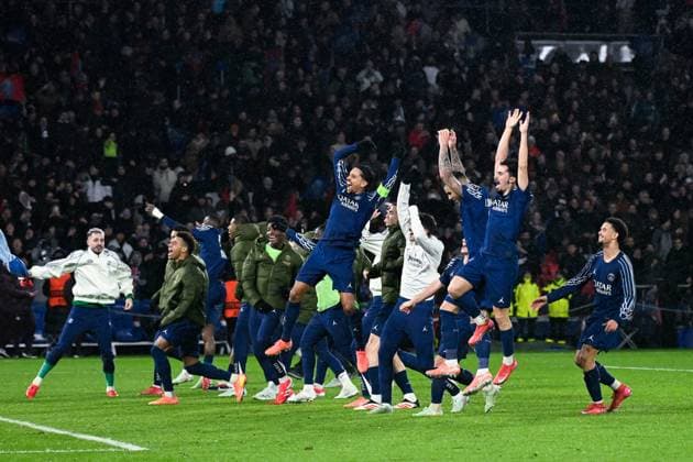 FOOTBALL : PSG vs Manchester City - Ligue des Champions - 22 01 2025 PSG players celebrate their side s victory after the UEFA Champions League match between Paris Saint Germain and Manchester City at Parc Des Princes on January 22, 2025 in Paris, France. ( Photo by Dante Badano PsnewZ ) - ParisFrance  Copyright: xDantexBadanox