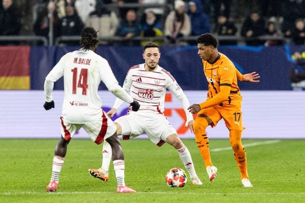 UEFA Champions League: FC Shakhtar Donetsk - Stade Brest; 22.01.2025 Vinicius Tobias (FC Shakhtar Donetsk, 17), Mama Balde (Stade Brest, 14), Mathias Pereira Lage (Stade Brest, 26) UEFA Champions League: FC Shakhtar Donetsk - Stade Brest; Arena AufSchalke, Gelsenkirchen; 22.01.2025 Copyright: xBEAUTIFULxSPORTS Buriakovx