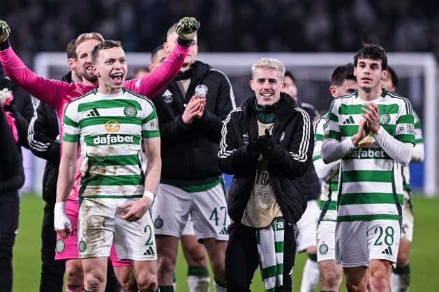 GLASGOW, SCOTLAND - JANUARY 22: Alistair Johnston of Celtic L) and Paulo Bernardo of Celtic celebrates with his teammates after winning during the UEFA Champions League 2024 25 League Phase MD7 match between Celtic FC and BSC Young Boys at Celtic Park on January 22, 2025 in Glasgow, Scotland. Glasgow Celtic Park Scotland United Kingdom Copyright: xJustPictures.ch RichardxCallisx jp-en-EuSpIm-RMC_3861-20250122