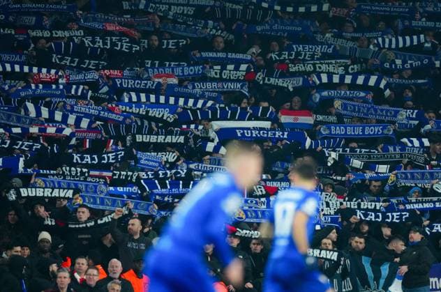Dinamo Zagreb fans Arsenal v Dinamo Zagreb, UEFA Champions League, Group Stage, Football, Emirates Stadium, London, UK - 22 Jan 2025 EDITORIAL USE ONLY No use with unauthorised audio, video, data, fixture lists, club league logos or live services. Online in-match use limited to 120 images, no video emulation. No use in betting, games or single club league player publications.  Copyright: xJavierxGarcia Shutterstockx 15108893cf