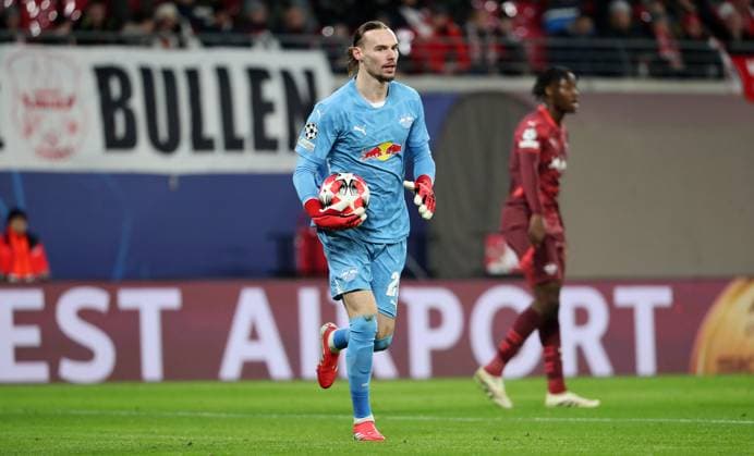 Torwart Maarten Vandevoordt Einzelbild Freisteller Aktion Fußball Fussball UEFA Champions League UCL Herren 7. Spieltag Saison 2024 2025 22.01.2025 Rasen Ballsport RB Leipzig RBL vs Sporting Lissabon DFL regulations prohibit any use of photographs as image sequences and or quasi-video.