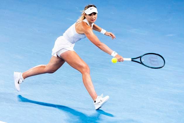MELBOURNE, VIC - JANUARY 23: Paula Badosa of Spain in action during the Semifinals of the 2025 Australian Open on January 23 2025, at Melbourne Park in Melbourne, Australia. (Photo by Jason Heidrich Icon Sportswire) TENNIS: JAN 23 Australian Open EDITORIAL USE ONLY Icon250123064
