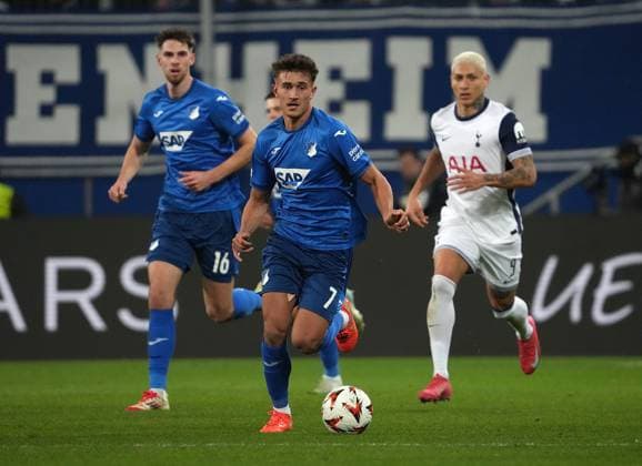 Europa League, TSG 1899 Hoffenheim vs Tottenham Hotspur 23.01.2025, PreZero-Arena, Sinsheim, Europa League, TSG 1899 Hoffenheim vs Tottenham Hotspur , im Bild Tom Bischof (Hoffenheim)