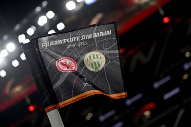 23.01.2025, xjhx, Fussball UEFA Europa League, Eintracht Frankfurt - Ferencvaros Budapest emspor, v.l. Innenraum, Rasen, Tribuenen, Tribuene, Spielfeld Eckfahne Logo (DFL DFB REGULATIONS PROHIBIT ANY USE OF PHOTOGRAPHS as IMAGE SEQUENCES and or QUASI-VIDEO) Frankfurt am Main