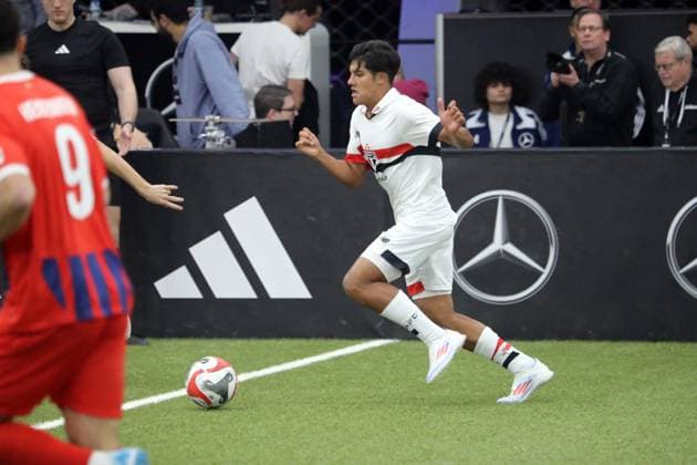 11.01.25 Mercedes-Benz JuniorCup 2025 Deutschland, Sindelfingen, 11.01.2025, Fussball, Junioren, Mercedes-Benz JuniorCup 2025: Nicolas Bosshardt (FC Sao Paulo). *** 11 01 25 Mercedes Benz JuniorCup 2025 Germany, Sindelfingen, 11 01 2025, Football, Juniors, Mercedes Benz JuniorCup 2025 Nicolas Bosshardt FC Sao Paulo
