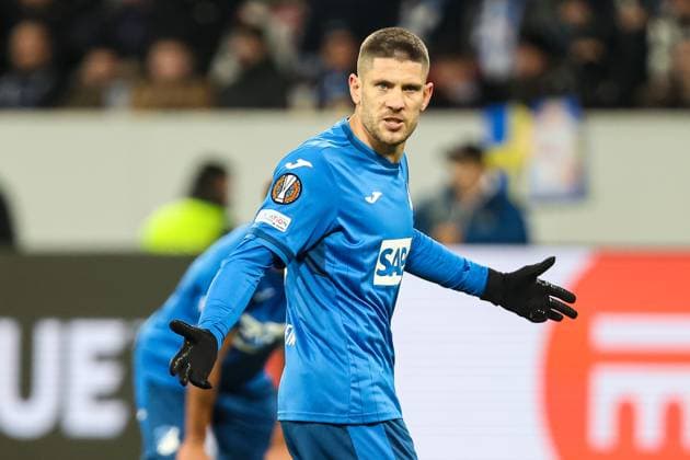 Andrej Kramaric (TSG 1899 Hoffenheim, 27) regt sich auf. Ist nicht zufrieden GER, TSG 1899 Hoffenheim vs Tottenham Hotspur, Fussball, UEFA Europa League, 7. Spieltag, Saison 2024 2025, 23.01.2025 DFL REGULATIONS PROHIBIT ANY USE OF PHOTOGRAPHS AS IMAGE SEQUENCES AND OR QUASI-VIDEO GER, TSG 1899 Hoffenheim vs Tottenham Hotspur, Fussball, UEFA Europa League, 7. Spieltag, Saison 2024 2025, 23.01.2025 Sinsheim Copyright: xEibner-Pressefoto RogerxBuerkex EP_RBE