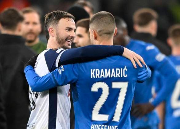 nach Spielende: Andrej Kramaric TSG 1899 Hoffenheim (27) James Maddison Tottenham Hotspur Spurs (10) Arm in Arm TSG 1899 Hoffenheim vs Tottenham Hotspur Spurs 23.01.2025 DFL REGULATIONS PROHIBIT ANY USE OF PHOTOGRAPHS AS IMAGE SEQUENCES AND OR QUASI-VIDEO TSG 1899 Hoffenheim vs Tottenham Hotspur