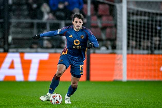 AS Roma defender Mats Hummels, during the match AZ - Roma at the AZ Stadium for the UEFA Europa League - League phase - Matchday 7 season 2024-2025 in ALKMAAR, Netherlands on 23 januari 2025, (photo by Stefan Koops EYE4images DeFodi Images) Defodi-746_210252