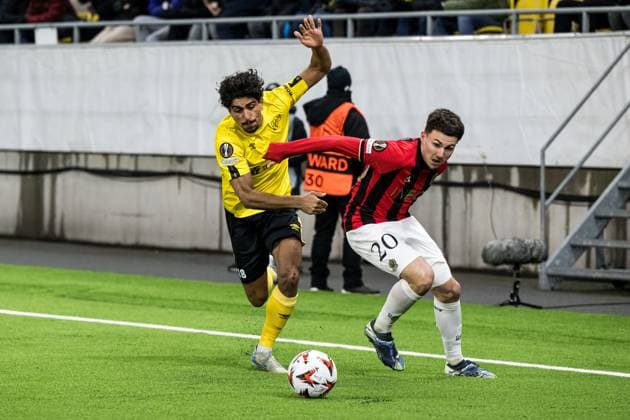 250123 Ahmed Qasem of Elfsborg and Tom Louchet of Nice during the Europa League football match between Elfsborg and Nice on January 23, 2025 in Boras. Photo: Jörgen Jarnberger BILDBYRAN COP 112 JJ0433 fotboll football soccer fotball uefa europa league europa league elfsborg nice bbeng Copyright: JÖRGENxJARNBERGER BB250123JJ028