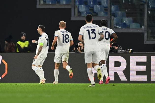 Mattia Zaccagni of S.S. Lazio celebrates after scoring the goal to make it 2-0 during the UEFA Europa League 2024 25 League Phase MD7 match between S.S. Lazio and Real Sociedad at Olympic Stadium on January 23, 2025 in Rome, Italy.  Copyright: xDomenicoxCippitelli IPAxSportx xipa-agency.netx xx IPA_53255336 IPA_Agency_IPA53255336
