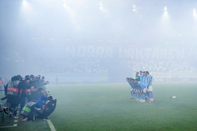 250123 The starting eleven of Malmö FF pose for a team photo during the UEFA Europa League football match between Malmö FF and Twente on January 23, 2025 in Malmö. Photo: Christoffer Borg Mattisson BILDBYRAN COP 261 PA0962 fotboll football soccer fotball uefa europa league europa league malmö ff Twente bbeng Copyright: CHRISTOFFERxBORGxMATTISSON BB250123CB100