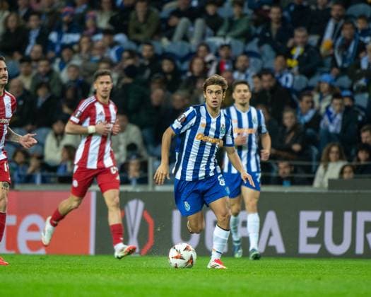 January 23, 2025, Porto, Guimaraes, Portugal: RODRIGO MORA from FC Porto seen on action during the UEFA Europe League 2024 25 match between FC Porto and Olympiacos FC at Estadio do Dragao 23, January 2025 in Porto, Portugal. Final Score FC Porto 0 - 1 Olympiacos FC Porto Portugal - ZUMAl192 20250123_zsp_l192_023 Copyright: xMiguelxLemosx