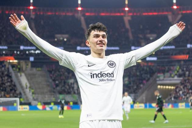 UEFA Europa League: Eintracht Frankfurt - Ferencvaros Budapest, 23.01.2025 Can Uzun (Eintracht Frankfurt 20) bejubelt seinen Treffer sein Tor zum 1:0 breitet die Arme aus, Eintracht Frankfurt - Ferencvaros Budapest, Frankfurt, Deutsche Bank Park, 23.1.2025 Copyright: xBEAUTIFULxSPORTS Gawlikx