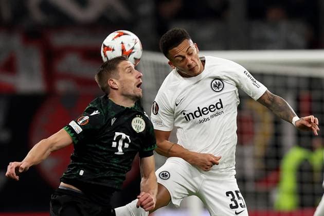 23.01.2025, xovx, Fussball UEFA Europa League, Eintracht Frankfurt - Ferencvaros Budapest emspor, v.l. Barnabas Varga (Ferencvarosi TC Budapest) Tuta (Eintracht Frankfurt) Zweikampf, Aktion, action, battle for the ball (DFL DFB REGULATIONS PROHIBIT ANY USE OF PHOTOGRAPHS as IMAGE SEQUENCES and or QUASI-VIDEO) Frankfurt am Main