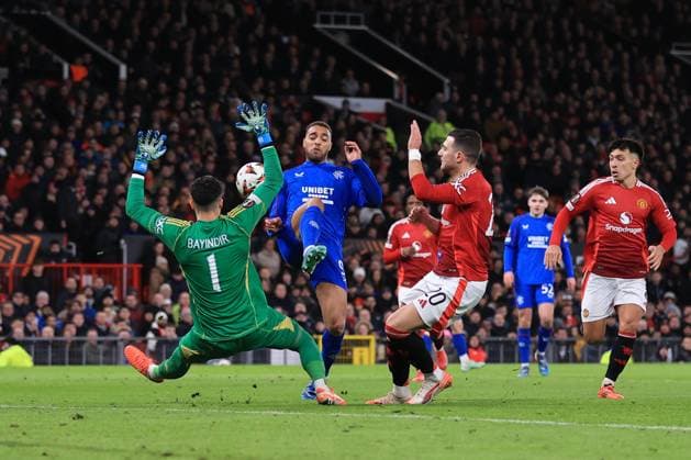 Manchester United, ManU v Rangers FC 23 January 2025 - UEFA Europa League - Manchester United v Rangers - Cyriel Dessers of Rangers shoots narrowly wide of the goal - Photo: Simon Stacpoole Offside. Manchester UK Copyright: xSimonxStacpoolexOffside