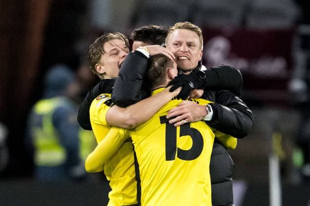 250123 Head coach Oscar Hiljemark of Elfsborg celebrates with Gottfrid Rapp and Simon Hedlund after the Europa League football match between Elfsborg and Nice on January 23, 2025 in Boras. Photo: Jörgen Jarnberger BILDBYRAN COP 112 JJ0433 fotboll football soccer fotball uefa europa league europa league elfsborg nice bbeng jubel Copyright: JÖRGENxJARNBERGER BB250123JJ058