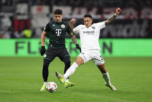 23.01.2025, Fussball UEFA Europa League, Eintracht Frankfurt - Ferencvarosi TC, emonline, emspor, v.l., Kady Borges (Ferencvarosi TC Budapest), Tuta Lucas Silva Melo (Eintracht Frankfurt) DFL DFB REGULATIONS PROHIBIT ANY USE OF PHOTOGRAPHS AS IMAGE SEQUENCES AND OR QUASI-VIDEO. xdcx Copyright: HMBxMedia Claus