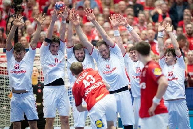 Denmark World Men s Handball Championship: Denmark - Switzerland Denmark s Simon Bogetoft Pytlick finishes in the last second of the first half during the World Championship, WM, Weltmeisterschaft match in Main Round group 1 between Denmark and Switzerland at Jyske Bank Boxen in Herning on Thursday, January 23, 2025. (Photo: Bo Amstrup Ritzau Scanpix) , Herning Denmark Mors Copyright: BoxAmrstrupx xRitzauxScanpix BoxAmstrupx spdk20250123-225739-L