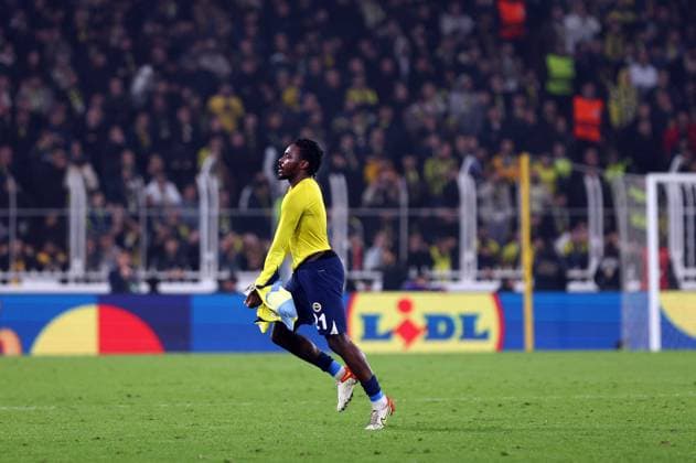 UEFA Europa League - Fenerbahce vs Olympique Lyonnais Bright Osayi-Samuel of Fenerbahce during the UEFA Europa League 2024 25 League Phase MD7 match between Fenerbahce SK and Olympique Lyonnais at on January 23, 2025 in Istanbul, Turkey. Photo by Saycan Sayim DIA images ABACAPRESS.COM Istanbul Turkey  Copyright: xDIAxImages ABACAx