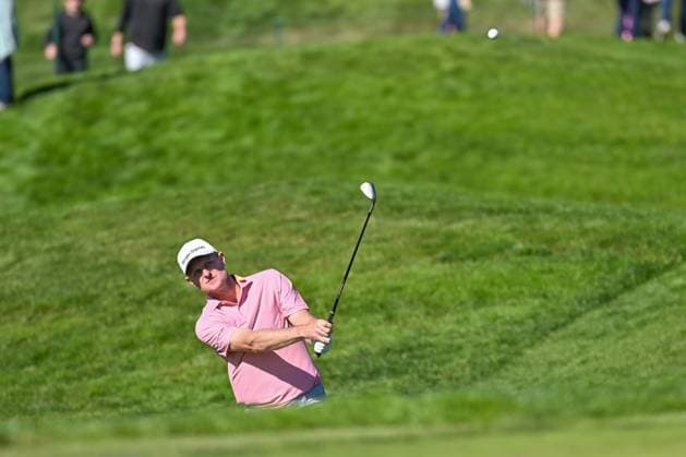 PGA, Golf Herren Golf 2025: Farmers Insurance Open JAN 23 January 23, 2025: Justin Rose hits a shot from the rough on the 9th hole during the second round of the Farmers Insurance Open on Torrey Pines South Course in San Diego, California. Justin Fine CSM (Credit Image: Justin Fine Cal Media) San Diego Ca USA EDITORIAL USE ONLY Copyright: xx ZUMA-20250123_zma_c04_062.jpg JustinxFinex csmphotothree348093