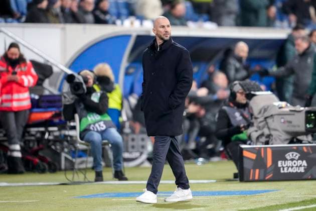 Christian Ilzer (Trainer, Cheftrainer, Hoffenheim), Freisteller, Ganzkörper, Einzelbild, Einzelfoto, Aktion, Action, am Spielfeldrand, an der Seitenauslinie, 23.01.2025, Sinsheim (Deutschland), Fussball, UEFA Europa League, Gruppenphase, TSG 1899 Hoffenheim - Tottenham Hotspur, DFB DFL REGULATIONS PROHIBIT ANY USE OF PHOTOGRAPHS AS IMAGE SEQUENCES AND OR QUASI-VIDEO.