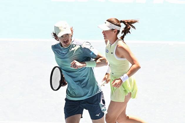 TENNIS AUSTRALIAN OPEN, Kimberly Birrell (right) and John-Patrick Smith of Australia during their mixed doubles final match against Olivia Gadecki and John Peers of Australia during the 2025 Australian Open at Melbourne Park in Melbourne, Friday, January 24, 2025. ( NO ARCHIVING, EDITORIAL USE ONLY, NO USE IN BOOKS WITHOUT CONSENT MELBOURNE VICTORIA AUSTRALIA  Copyright: xJAMESxROSSx 20250124128189568213