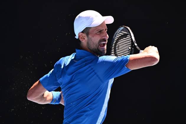 TENNIS AUSTRALIAN OPEN, Novak Djokovic of Serbia during his semi-final match against Alexander Zverev of Germany during the 2025 Australian Open at Melbourne Park in Melbourne, Friday, January 24, 2025. ( NO ARCHIVING, EDITORIAL USE ONLY, NO USE IN BOOKS WITHOUT CONSENT MELBOURNE VICTORIA AUSTRALIA  Copyright: xJAMESxROSSx 20250124166173803340