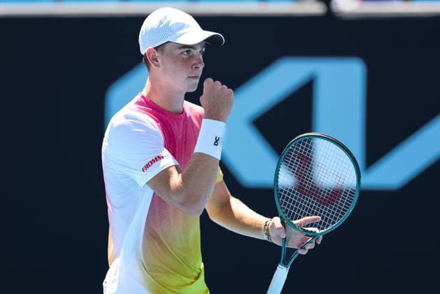 Henry Bernet (SUI) macht die Faust und jubelt,Jubel, Freude,Emotion, Jungen Einzel Boys Singles, Australian Open 2025, Melbourne Park, Melbourne, Victoria, Australia. Copyright: xJuergenxHasenkopfx