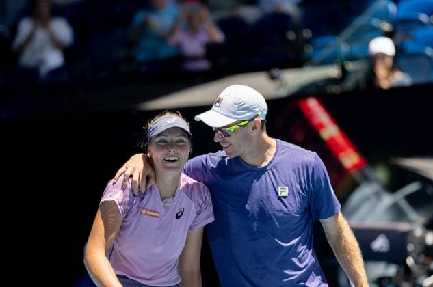 (250124) -- MELBOURNE, Jan. 24, 2025 -- Olivia Gadecki (L) John Peers celebrate after winning the mixed doubles final between Olivia Gadecki John Peers of Australia and their compatriots Kimberly Birrell John-Patrick Smith at Australian Open tennis tournament in Melbourne, Australia, Jan. 24, 2025. (Photo by Xinhua) (SP)AUSTRALIA-MELBOURNE-TENNIS-AUSTRALIAN OPEN-MIXED DOUBLES-FINALS HuxJingchen 