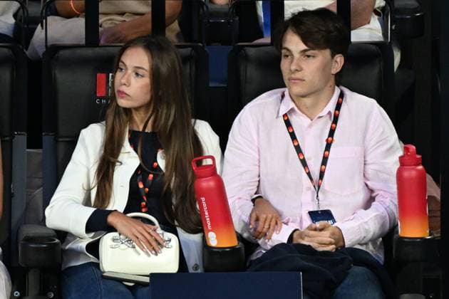 TENNIS AUSTRALIAN OPEN, Australian motorsports racing driver Oscar Piastri (right) watches the Men s Singles Semifinals match between Italian tennis player Jannik Sinner and American tennis player Ben Shelton on day 13 of the 2025 Australian Open at Rod Laver Arena in Melbourne, Friday, January 24th, 2025. ( NO ARCHIVING, EDITORIAL USE ONLY, NO USE IN BOOKS WITHOUT CONSENT MELBOURNE VICTORIA AUSTRALIA  Copyright: xJAMESxROSSx 20250124170526792140