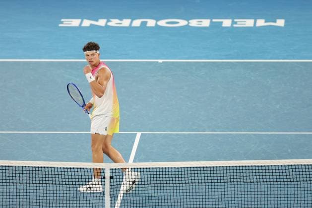 Ben Shelton celebrates during the Semi-final match against Sinner in the Rod Laver Arena Australian Open, Day Thirteen, Tennis, Melbourne Park, Melbourne, Australia - 24 Jan 2025  Copyright: xRachelxBach Shutterstockx 15108800df