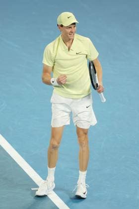 Jannik Sinner celebrates winning the Semi-final match against Shelton in the Rod Laver Arena Australian Open, Day Thirteen, Tennis, Melbourne Park, Melbourne, Australia - 24 Jan 2025  Copyright: xRachelxBach Shutterstockx 15108800es