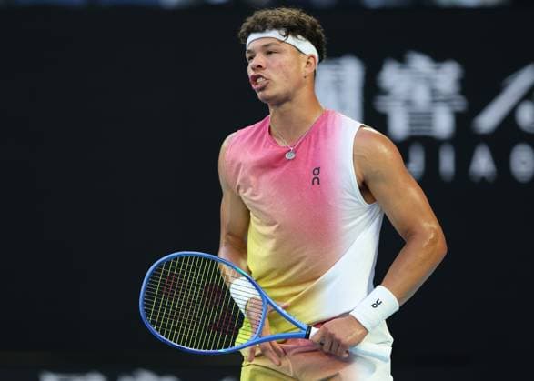 Ben Shelton, Australian Open 2025, Melbourne Park, Melbourne, Victoria, Australia. Copyright: xJuergenxHasenkopfx