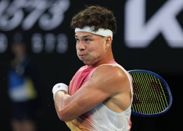 Ben Shelton, Australian Open 2025, Melbourne Park, Melbourne, Victoria, Australia. Copyright: xJuergenxHasenkopfx