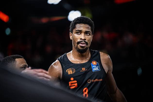 1. Basketball Bundesliga, easyCredit BBL, Saison 2024 2025, Herren, Hauptrunde, 18. Spieltag, 24.01.2025, RASTA Vechta - Niners Chemnitz William Christmas ( 8 - Niners Chemnitz) während der Partie Vechta RASTA Dome Niedersachsen Deutschland