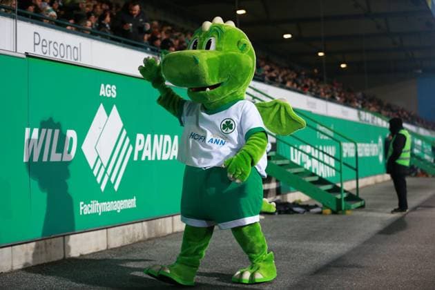 24.01.2025, xrekx, Fussball 2.Bundesliga, Spvgg Greuther Fuerth - 1.FC Kaiserslautern emspor, v.l. Eddy, der Drache (DFL DFB REGULATIONS PROHIBIT ANY USE OF PHOTOGRAPHS as IMAGE SEQUENCES and or QUASI-VIDEO) Fuerth