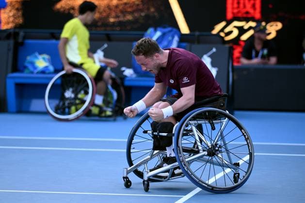 TENNIS AUSTRALIAN OPEN, Alfie Hewett of the United Kingdom celebrates match point during his Men?s Wheelchair Singles final win over Tokito Oda of Japan during the 2025 Australian Open at Melbourne Park in Melbourne, Saturday, January 25, 2025. ( NO ARCHIVING, EDITORIAL USE ONLY, NO USE IN BOOKS WITHOUT CONSENT MELBOURNE VICTORIA AUSTRALIA  Copyright: xJOELxCARRETTx 20250125160010619030