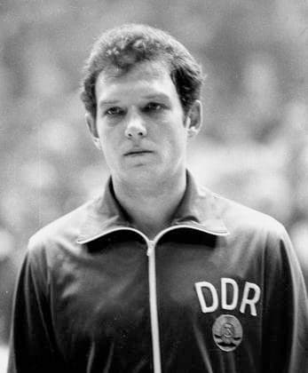 Handball, Länderspiel BRD - DDR 02.03.1982 in Dortmund Peter Rost (DDR) Rückraum Mitte vom SC Leipzig *** Handball, international match FRG GDR 02 03 1982 in Dortmund Peter Rost GDR center back from SC Leipzig HM